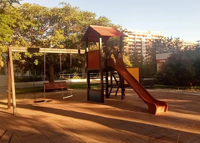 Rocha Gardens 아파트