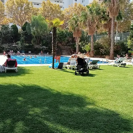 Rocha Gardens Портиман