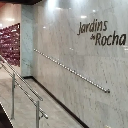 Rocha Gardens Портиман