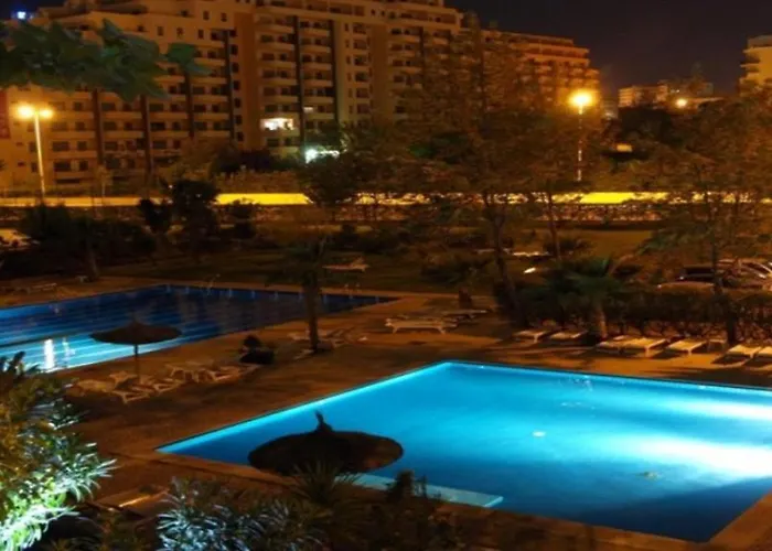 Rocha Gardens Апартаменты *